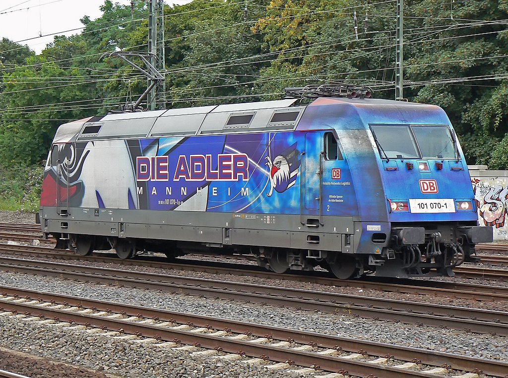 101 070-1  Adler Mannheim  als Lz. in K�ln West, Sommer 2009