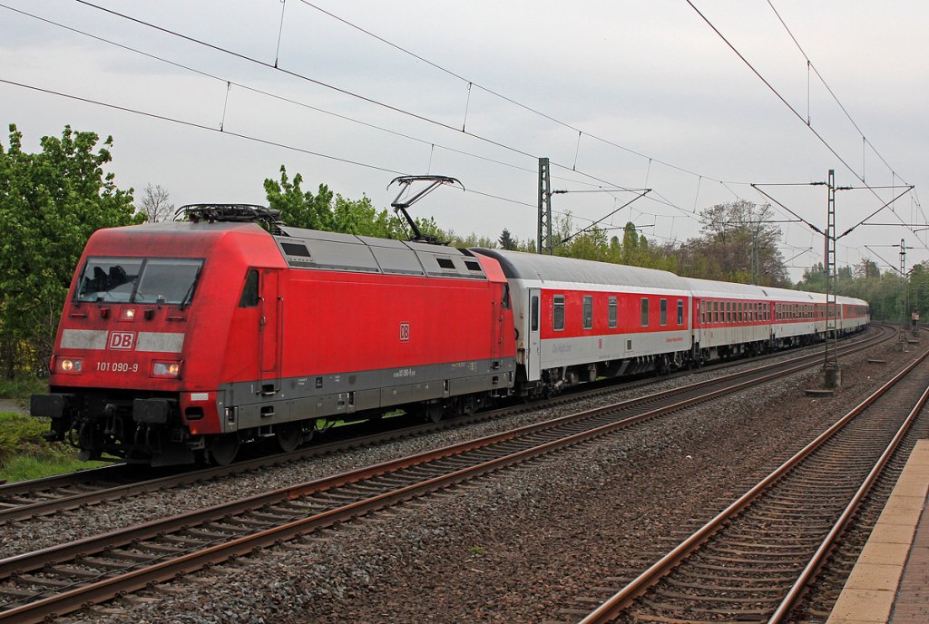 101 090-9 mit AZ in K�ln Stammheim am 29.04.2012