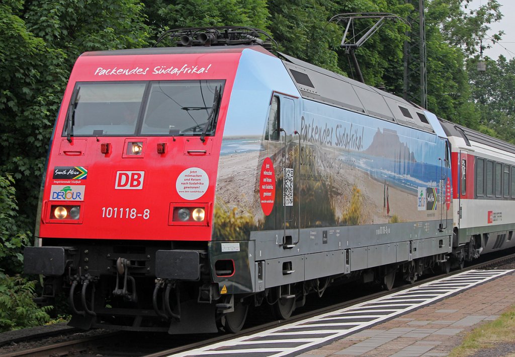 101 118-8 am EC100 im Portait in K�ln West am 31.05.2012