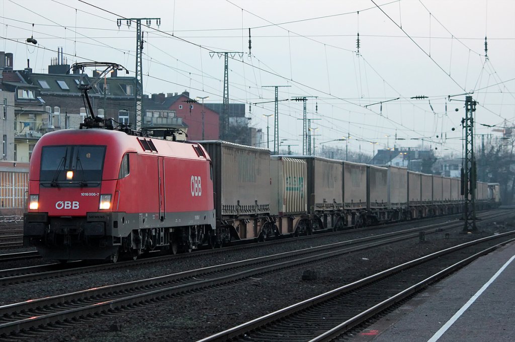 1016 006-7 der �BB am  Wenzel  in K�ln West am 17.02.2011