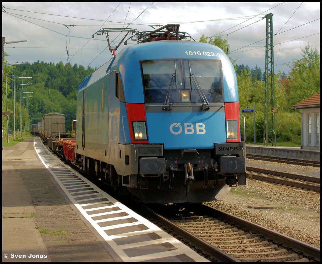 1016 023-2 (�BB)  �BB Kyoto-Express  in A�ling am 7.8.2012.