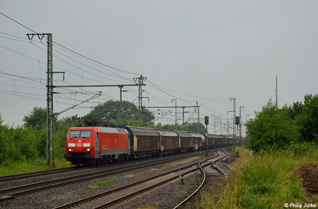 103 106-8 alias EG 3106 mit dem EZ 44701 von Malm� nach Maschen am 30.06.2013 bei J�bek.
