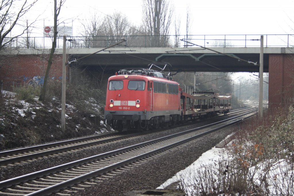110 352 mit einem PBZ in Hannover Limmer am 20.02.2010