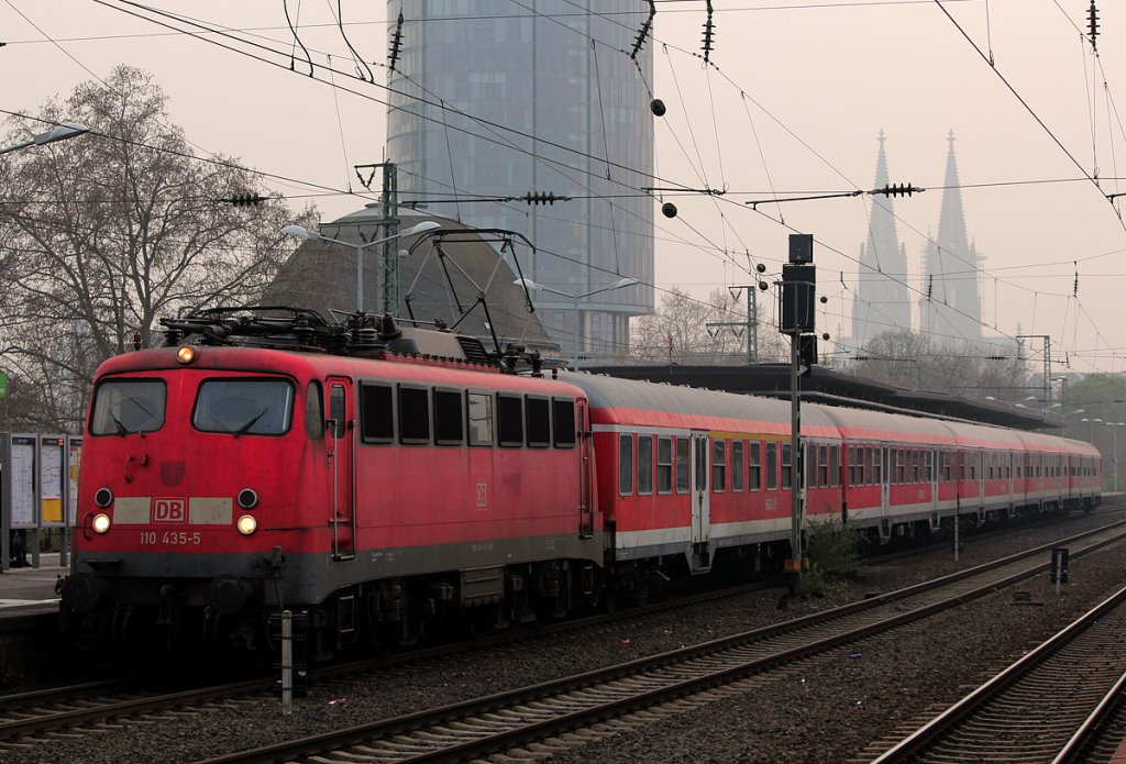 110 435-5 in K�ln Messe/Deutz am 04.04.2012