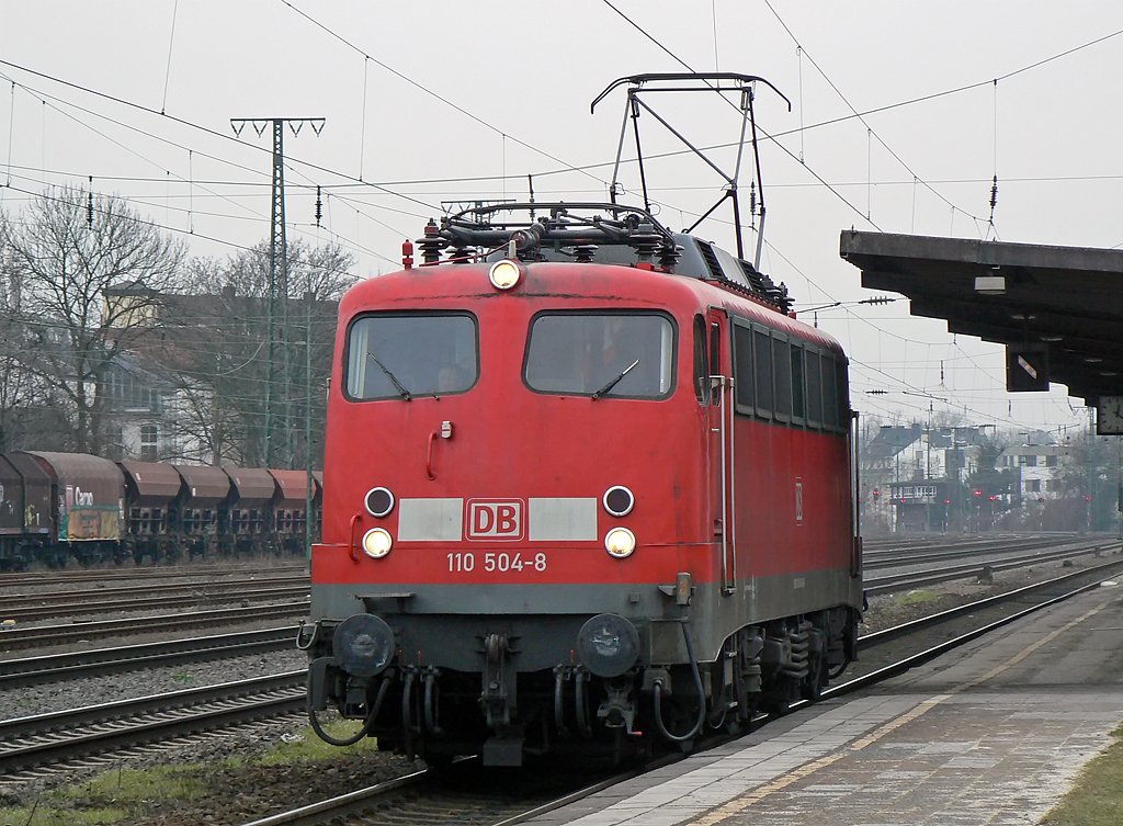 110 504-8 in K�ln West am 21.01.2010