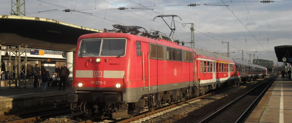 111 079-0 am 20.11.10 in K�ln Messe Deutz.