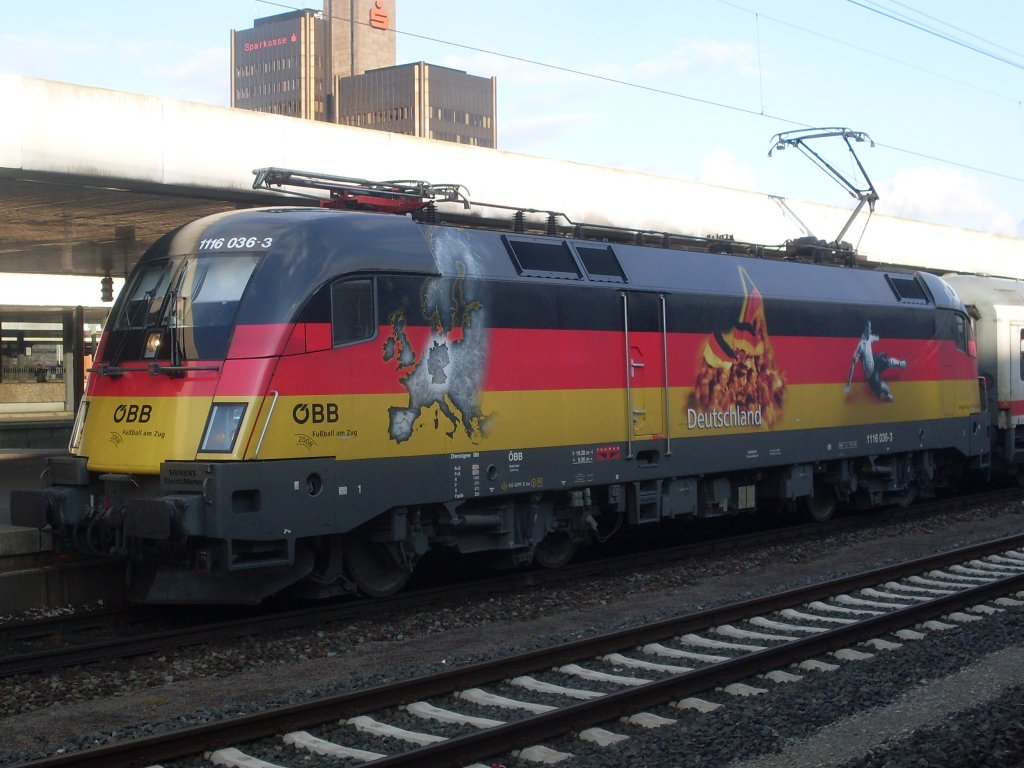 1116 036 mit einem IC in Hannover HBF am 24.03.2009