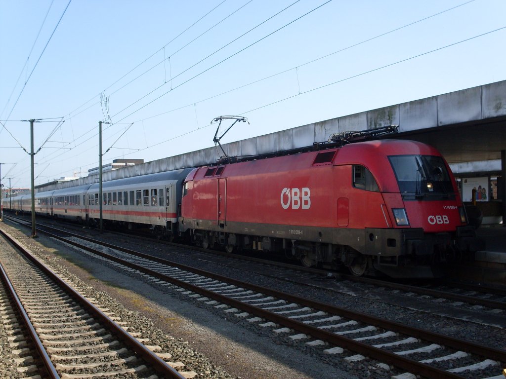 1116 069 mit einem IC in Hannover HBF am 13.04.2009