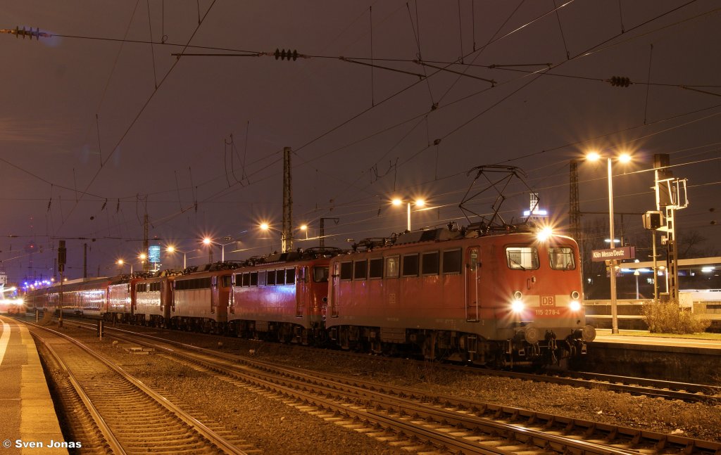 115 278-4 (DB Fernverkehr), 110 406-6 (DB Regio), 113 267-9 (DB Autozug), 115 114 (DB Fernverkehr) und 143 XXX-X (DB Regio) mit dem PBZ 2471 in K�ln-Messe/Deutz am 27.2.2013. 