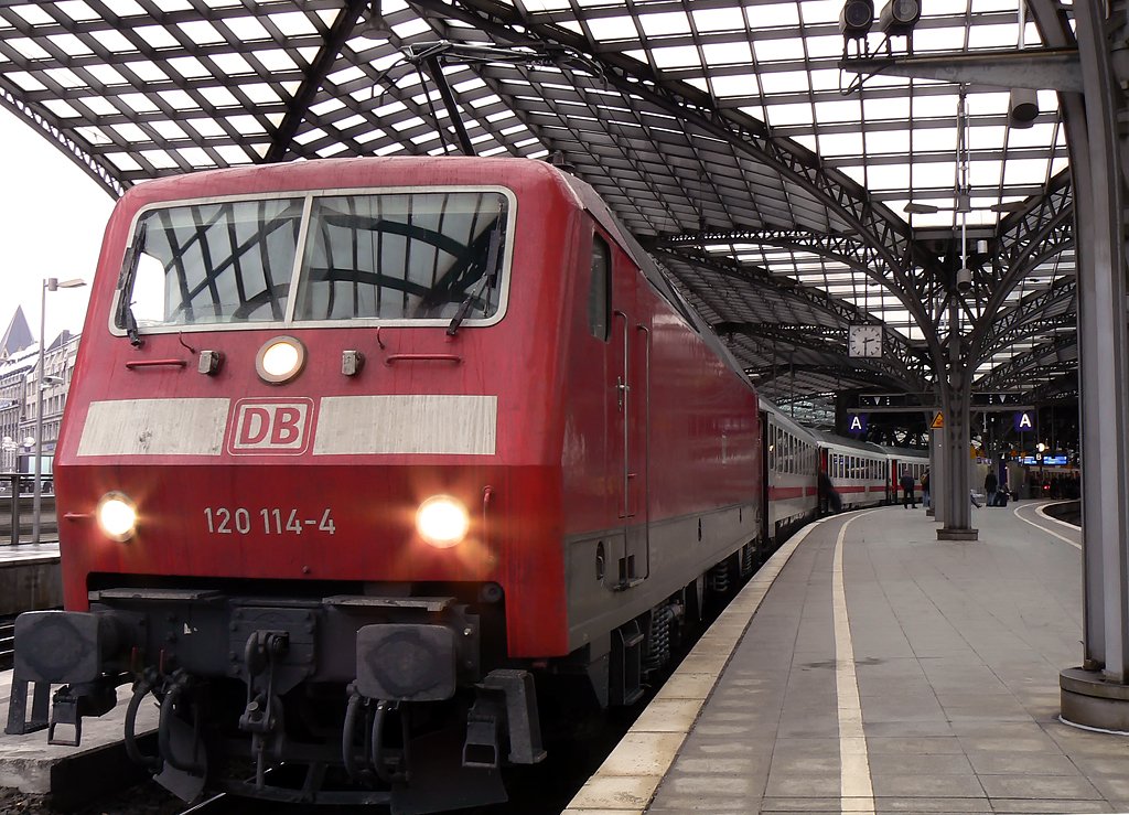 120 114-4, K�ln Hbf 29.01.2010