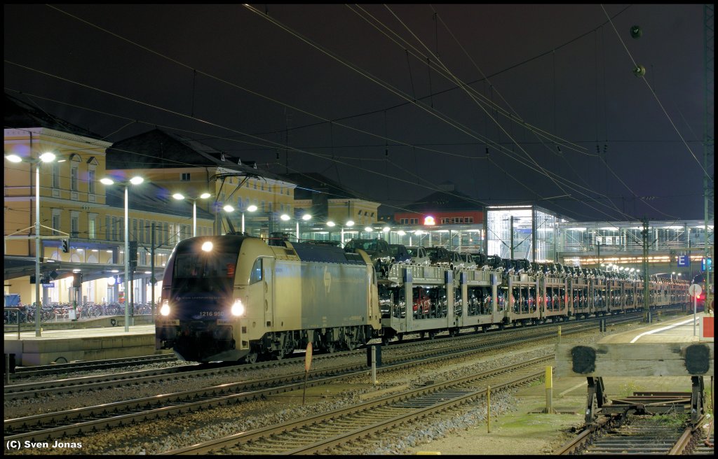 1216 950-6 (WLC) in Regensburg-Hbf am 2.12.2012.  