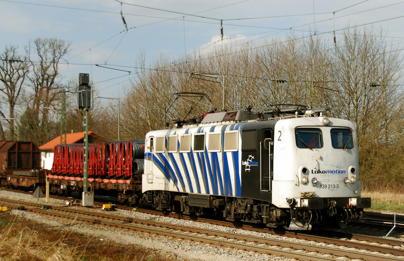 139 213-3, Lokomotion, aufgenommen am 02.04.12.