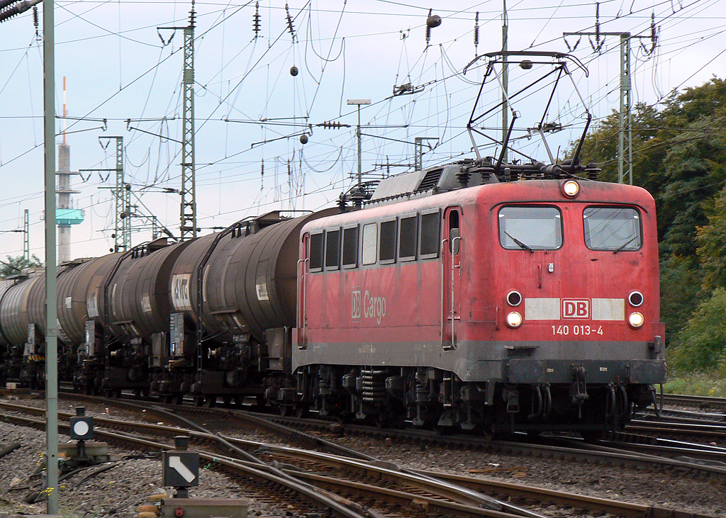140 013-4 in Gremberg am 05.10.2010