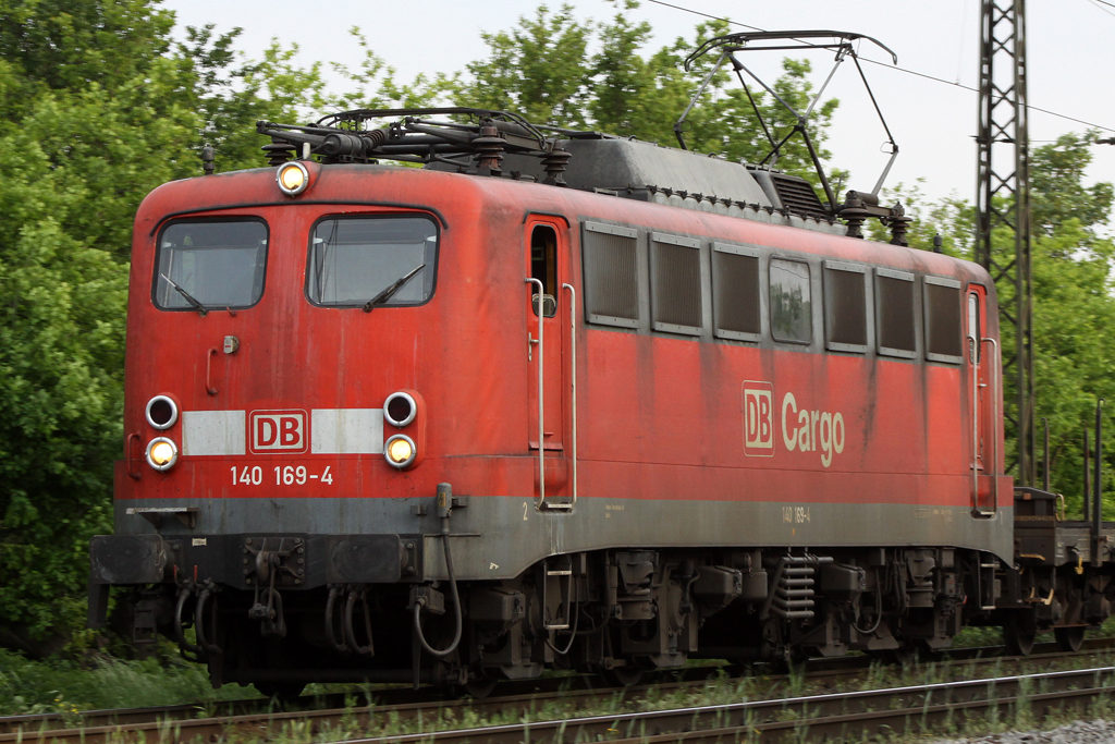 140 169-4 in Duisburg-Neudorf am 25.05.10