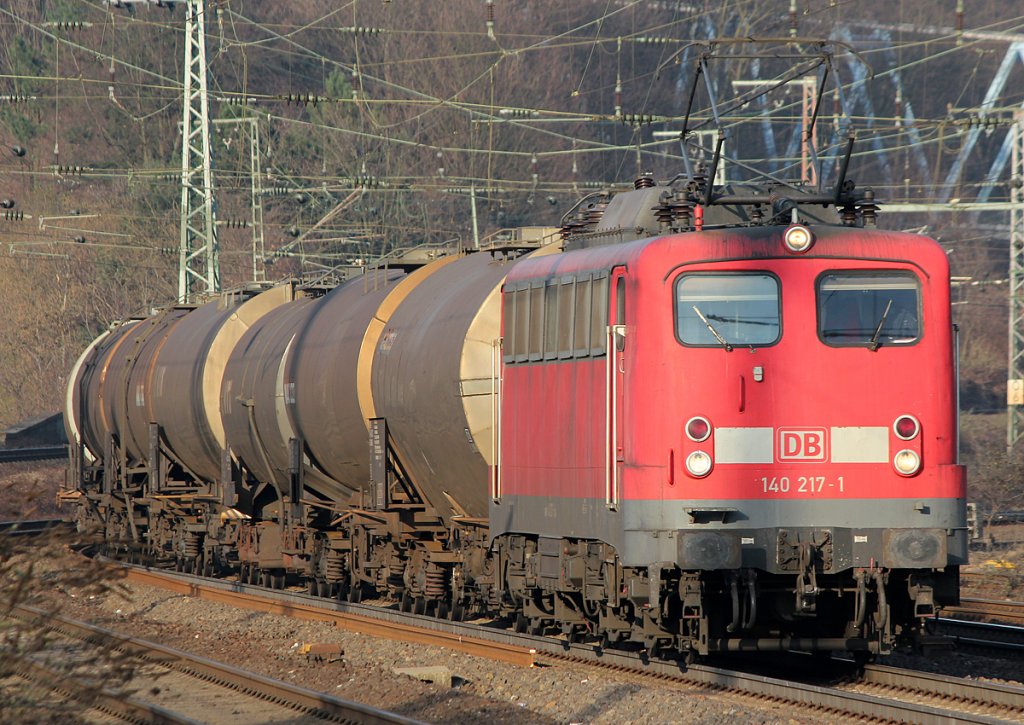 140 217-1 in K�ln West am 17.02.2011