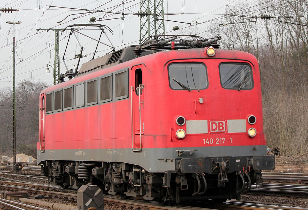 140 217-1 Lz in Gremberg am 23.02.2011