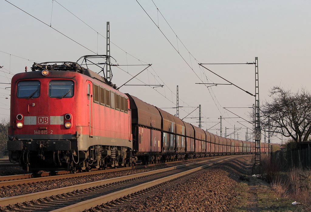 140 815-2 hinter Porz Wahn am 22.03.2011