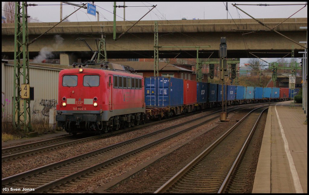140 824-4 (EGP) in Hamburg-Harburg am 28.12.2012.