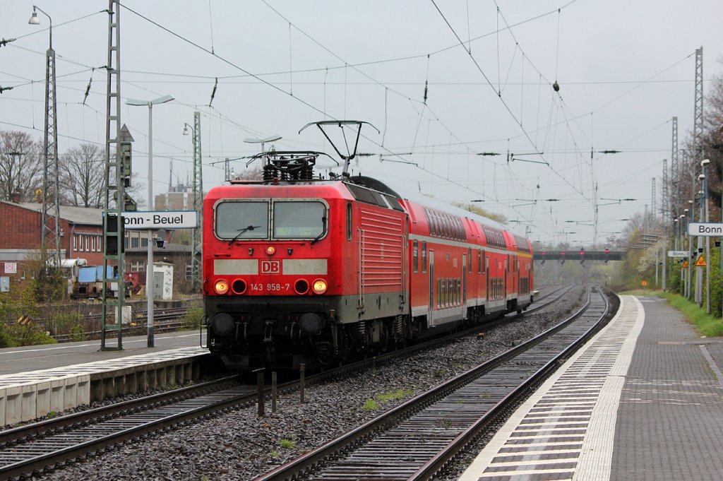 143 958-7 am RB27 in Bonn Beuel am 09.04.2012