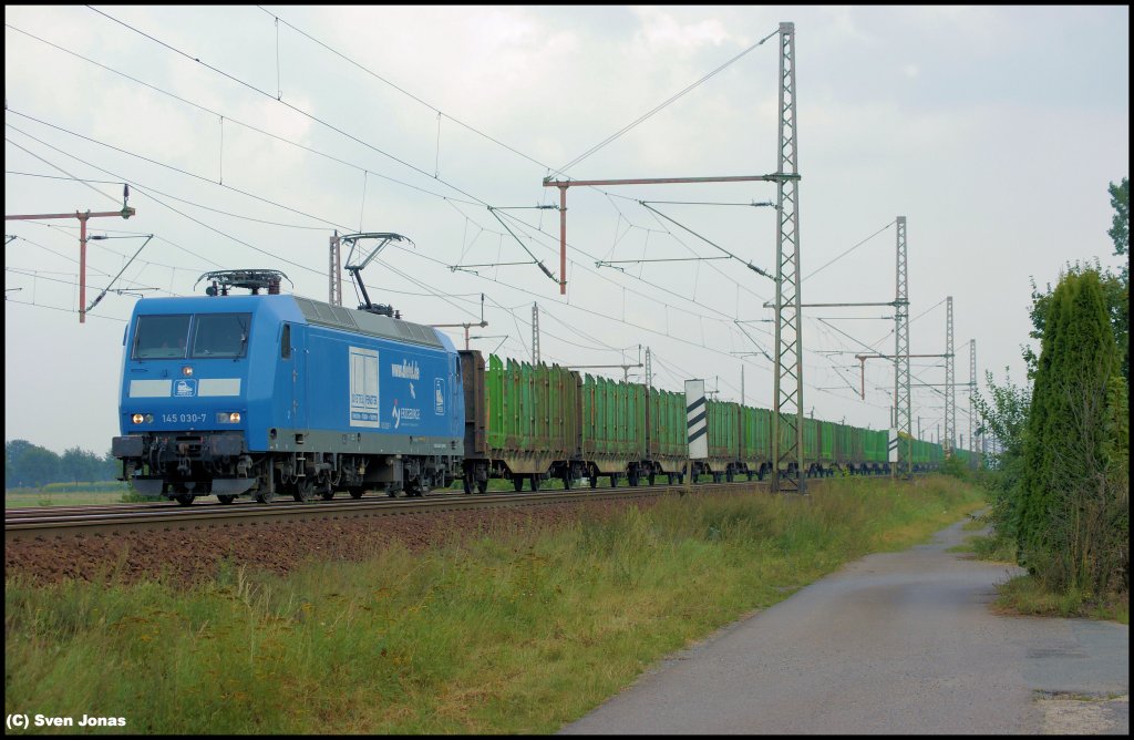 145 085-7 (Press)  145 030-7  in Dedensen-G�mmer am 31.8.2012.