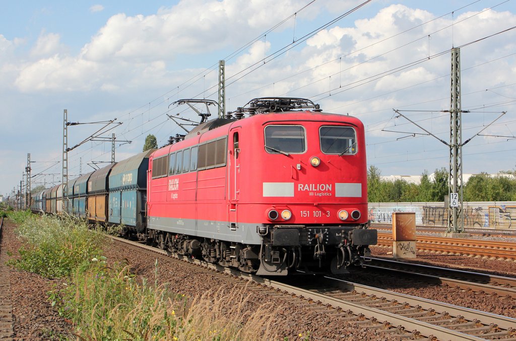151 101-3 bei Porz(Rhein) am 29.08.2012