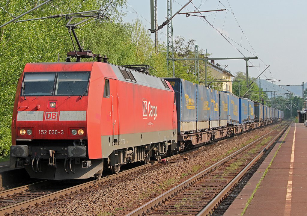 152 030-3 in Bonn Oberkassel am 24.04.2011