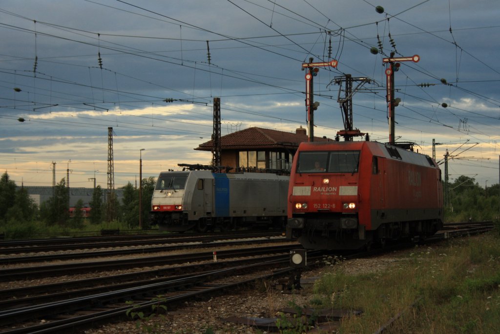 152 122 neben 186 107 in M�nchen Ost RBF am 29.07.2010