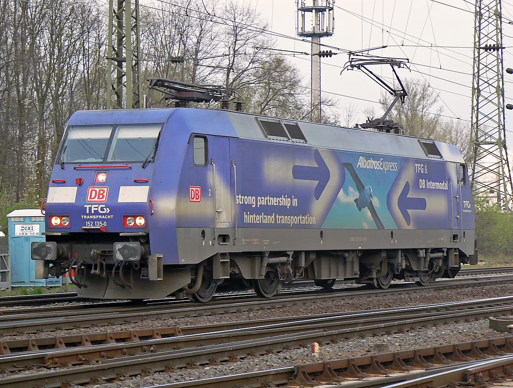 152 135-0 verl�sst Lz. Gremberg am 13.04.2010