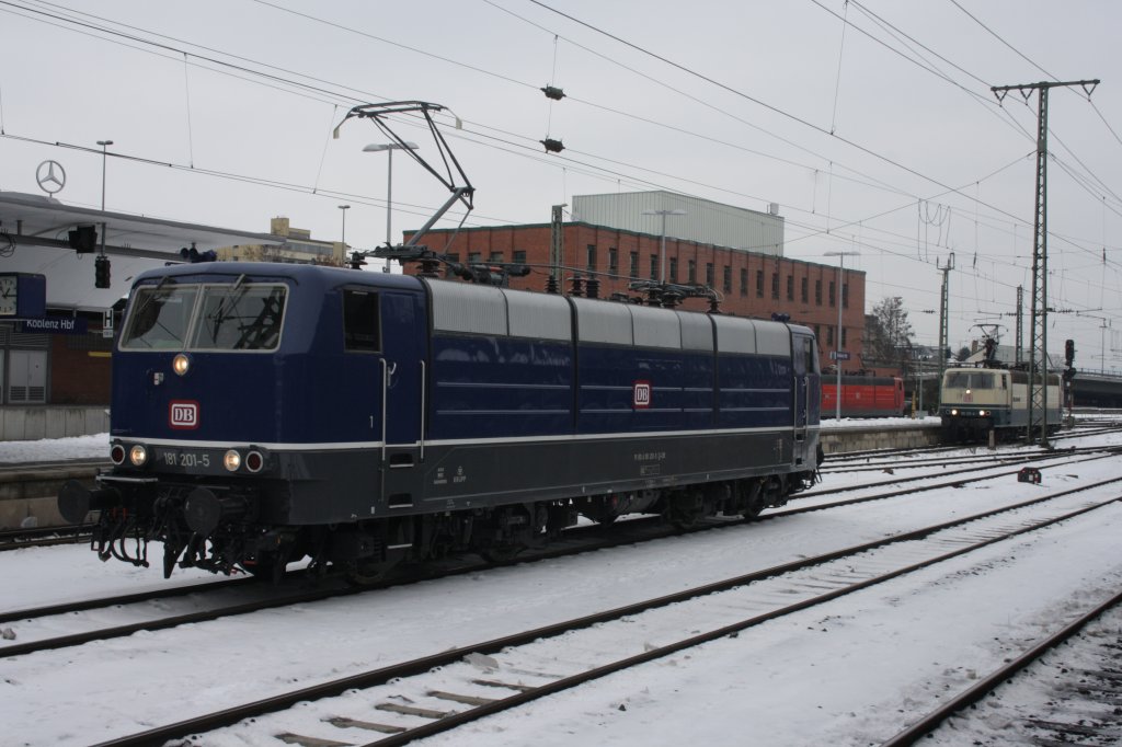 181 201 + 181 204 + 181 211 auf einem Bild hat man auch nicht jeden Tag am 30.12.2010 in Koblenz HBF 