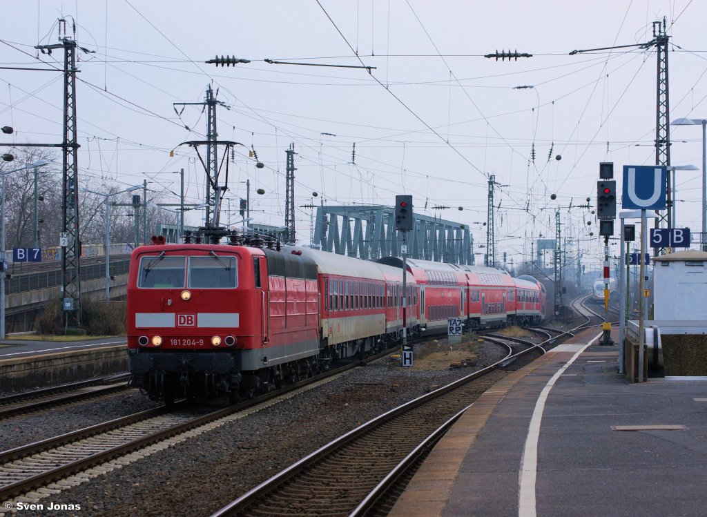 181 204-9 (DB Fernverkehr) in K�ln-Messe/Deutz am 3.3.2013.