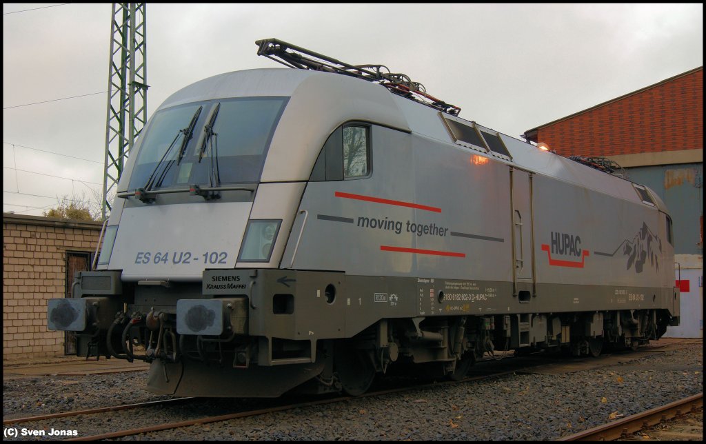 182 602-3 (SETG) in Bonn-Beuel am 17.11.2012. 