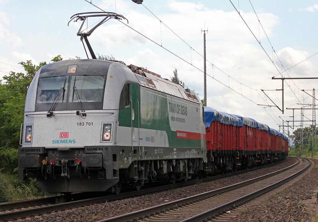 183 701  Train of Ideas  in Porz Wahn am 10.06.2011