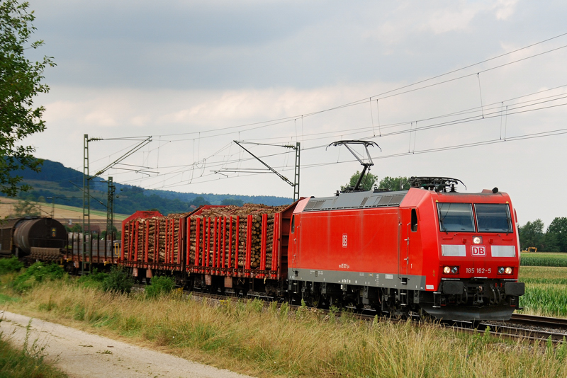 185 162-5, aufgenommen am 04.08.12, bei Treuchtlingen.