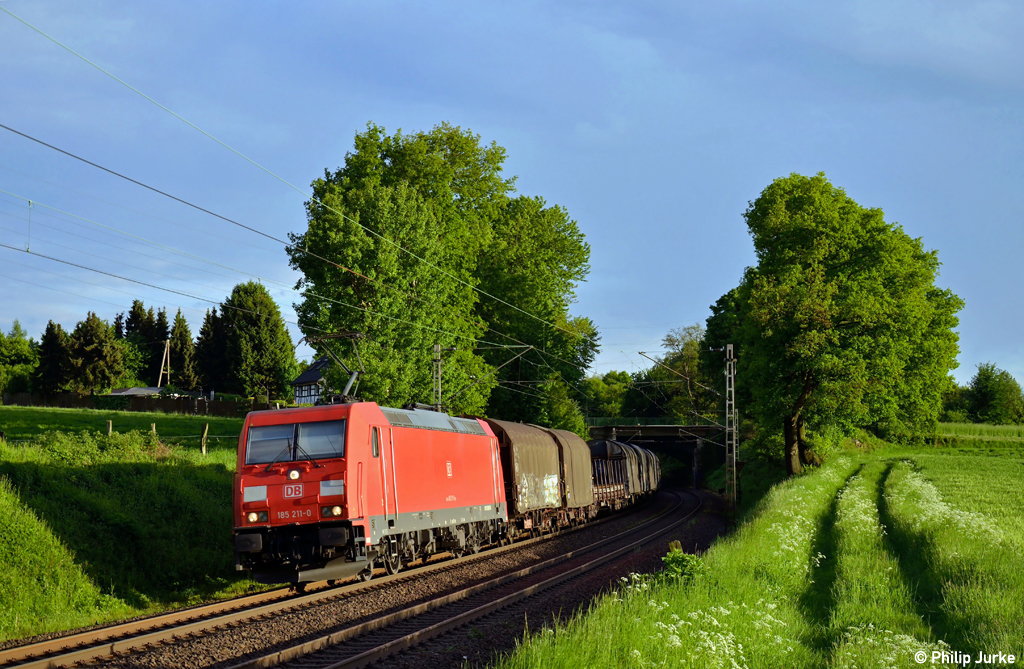 185 211-0 am 24.05.2013 bei Haan-Ellscheid.