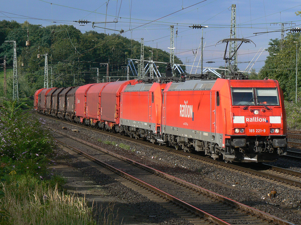 185 221-9 in K�ln West am 13.08.2010