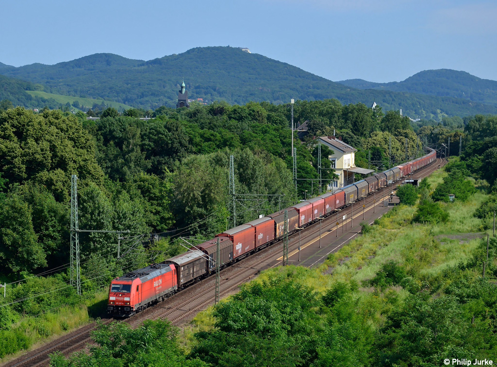 185 307-6 mit dem GA 47568 von Heilbronn nach Forest Midi am 07.07.2013 in Bonn-Oberkassel.
