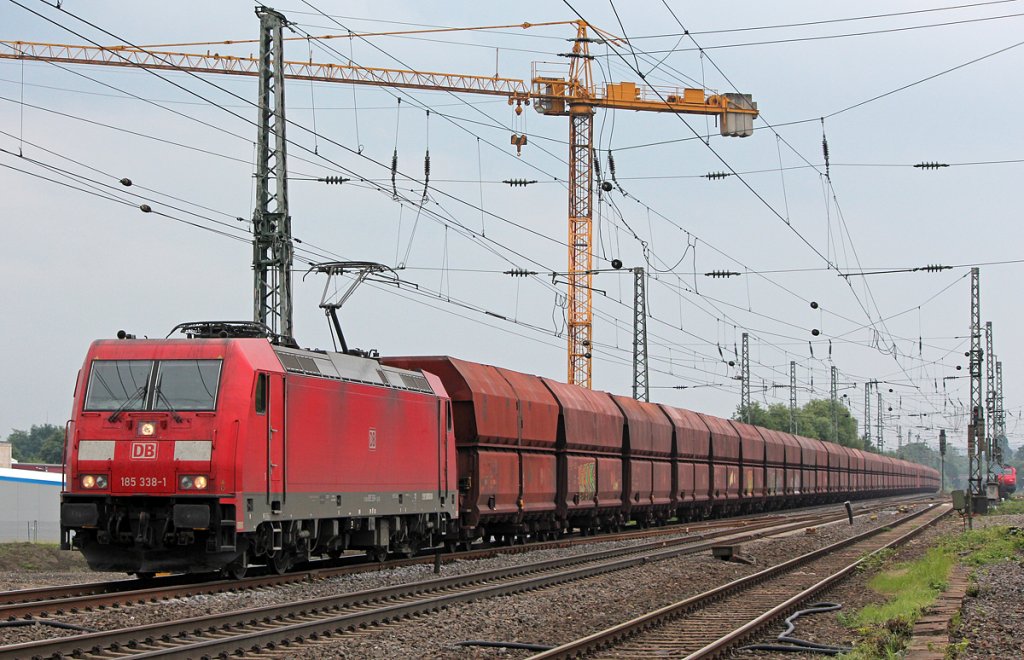 185 338-1 in Br�hl am 31.05.2012