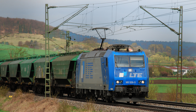 185 529-5, LTE, aufgenommen am 21.04.12, bei Treuchtlingen.