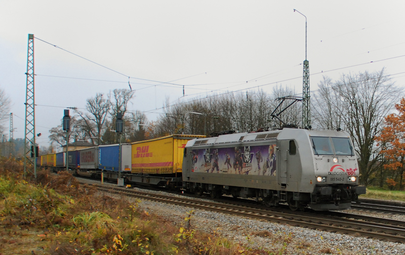 185 540-2, Kassel Huskies, aufgenommen am 12.11.12, in A�ling.