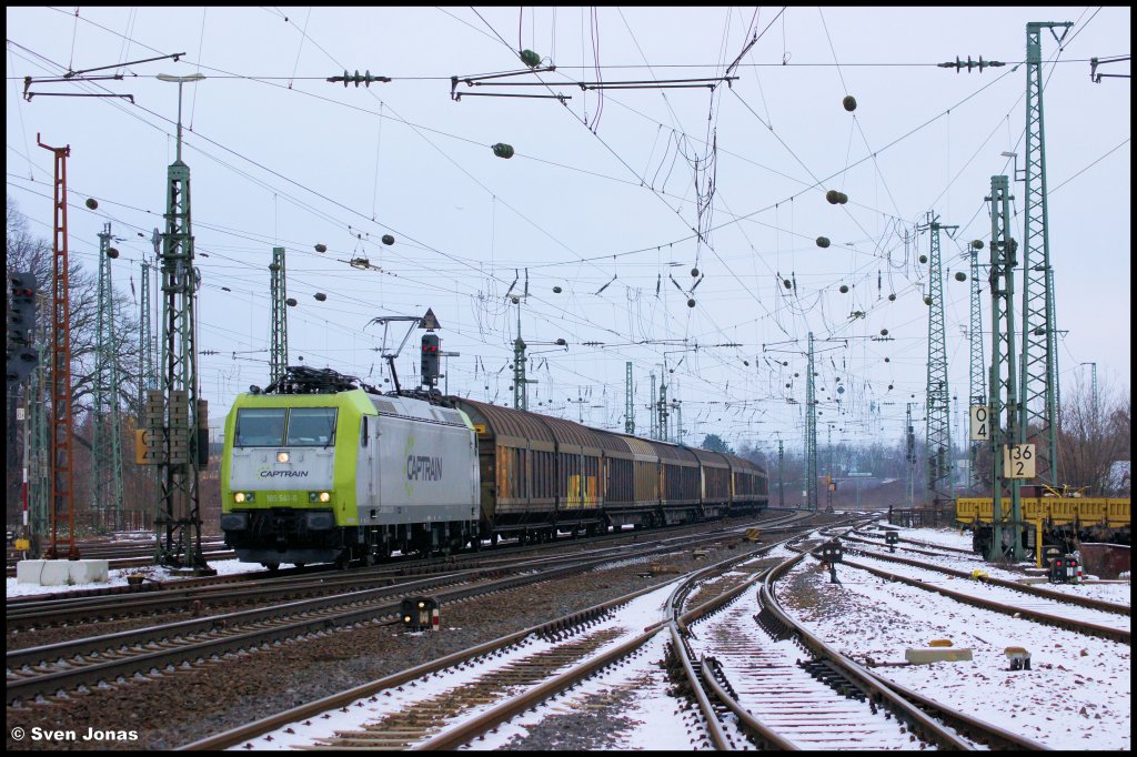 185 541-0 (Captrain Deutschland) in Neuwied am 19.1.2013.  