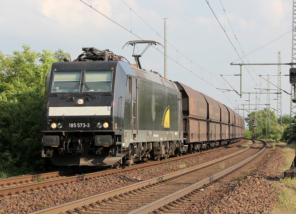 185 573-3 am NIAG Ganzzug in Porz Wahn am 12.05.2011