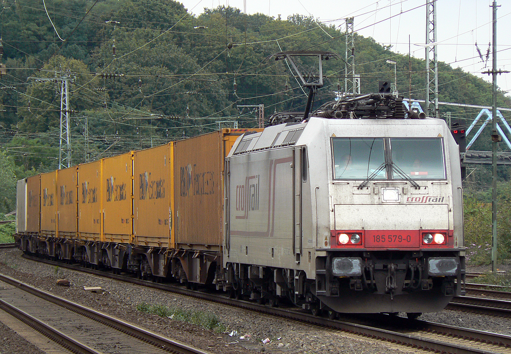 185 579-0  Adriana  der Crossrail in K�ln West am 10.09.2010