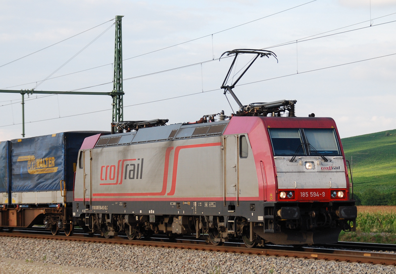 185 594-9, Crossrail, aufgenommen am 28.07.11, bei Auggen.
