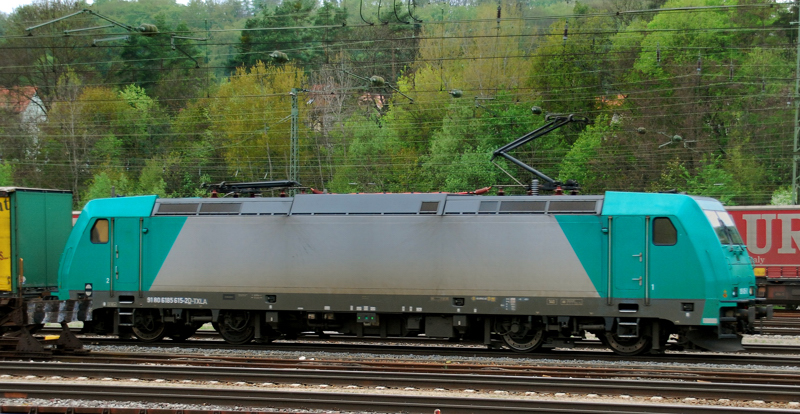 185 615-2, TXLA, aufgenommen am 05.05.13, in Treuchtlingen.