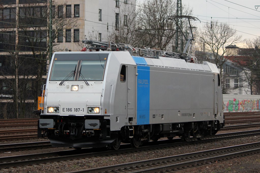 186 187-1 Lz in K�ln West am 21.02.2012