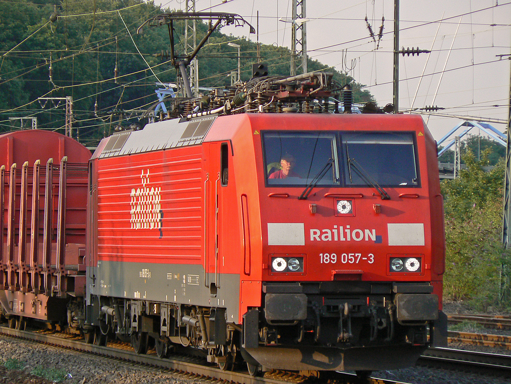 189 057-3 in K�ln-West am 30.07.2010