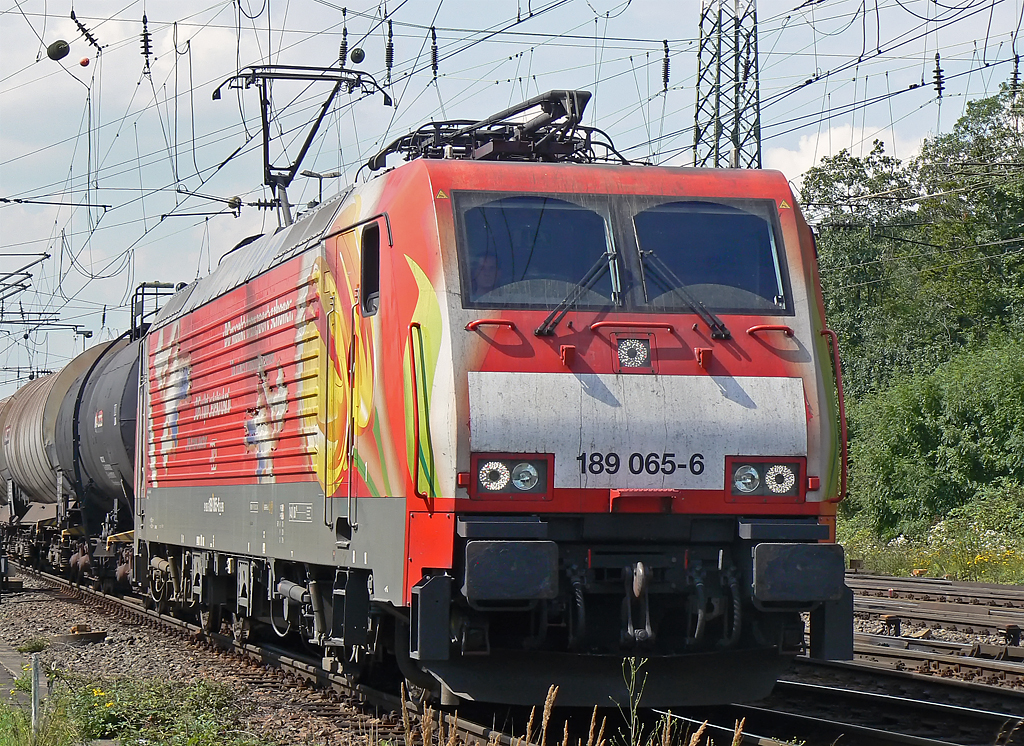189 065-6 bei der Einfahrt in Gremberg am 03.08.2010