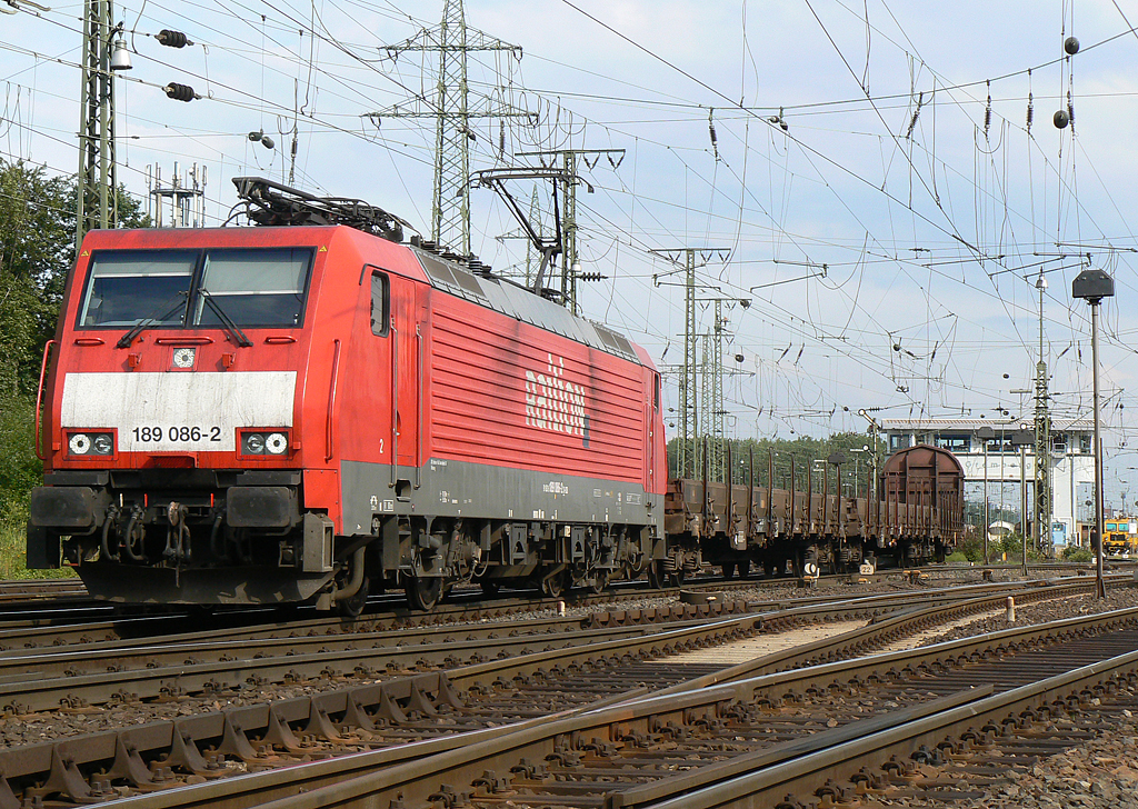 189 086-2 verl�sst Gremberg am 05.08.2010