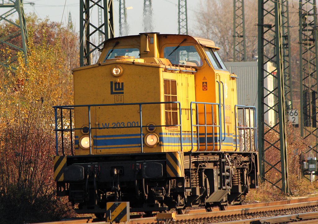 203 001 der LW Lz in Gremberg am 29.11.2011