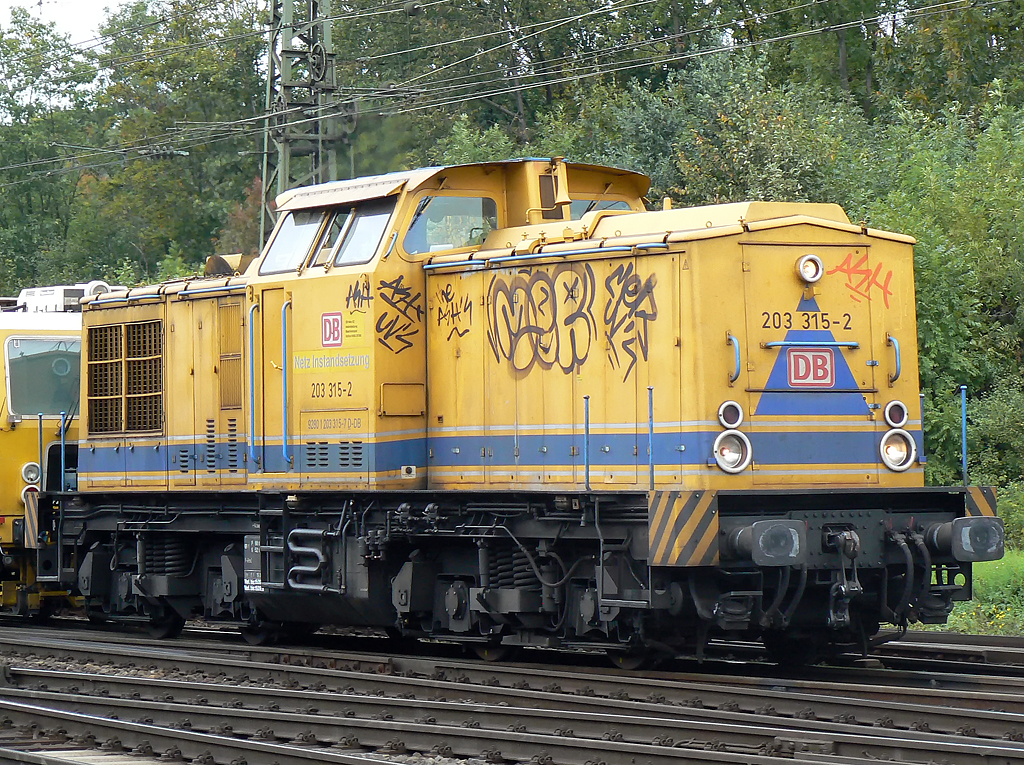 203 315-2 im Portait in Gremberg am 05.10.2010